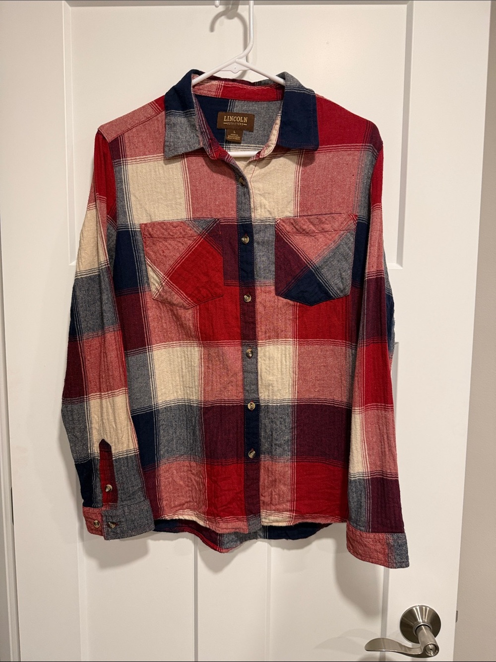 Lincoln Outfitters Women’s L Plaid Button Front Shirt Red Navy Cream Cotton